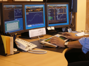 From Retail Trader to Funded Pro: Exploring Prop Firm Opportunities